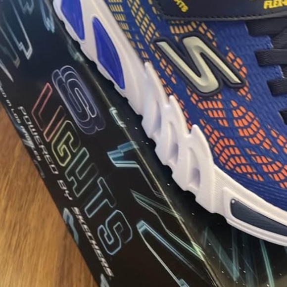 BRAND NEW boy youth skechers flex glow elite light up velcro shoes size 3Y & 4Y - Picture 7 of 9
